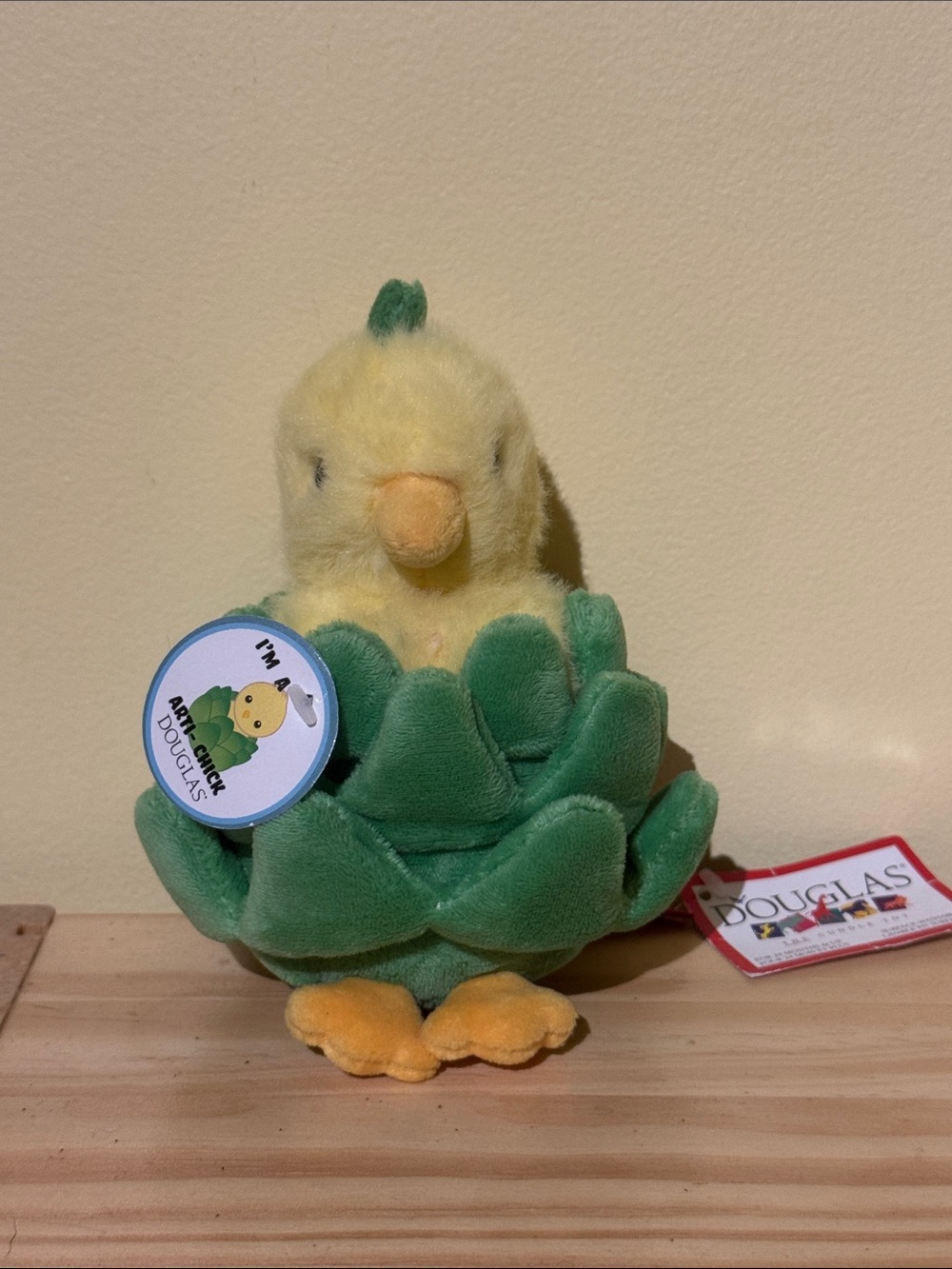 Douglas plushie Artichick